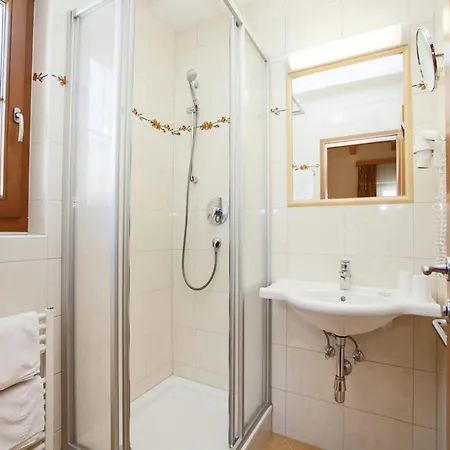 Daire In Kaltenbach Near Lift, Cleaning Included